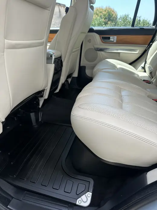 Sièges arrière cuir crème détachés — Auto Detailing 06, Nice